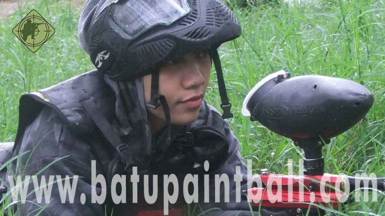 pemain-paintball-wanita